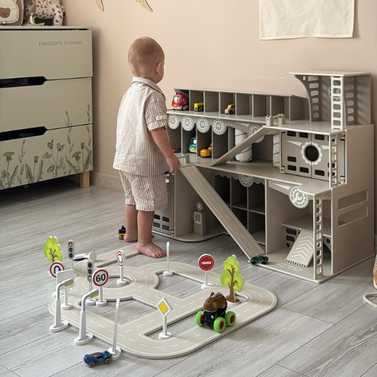 Garagem Educativa com Pista e Acessórios Infantis
