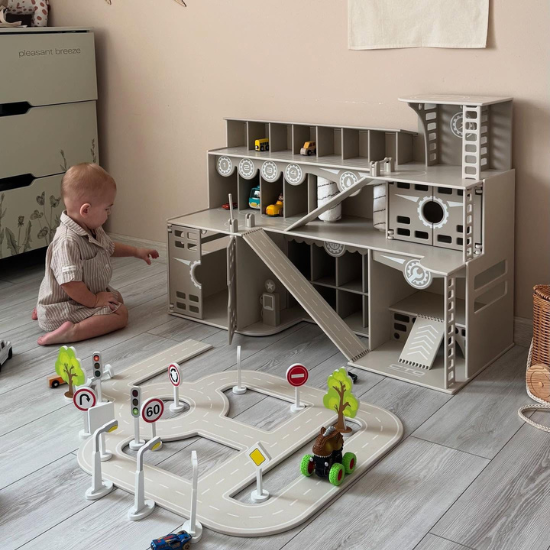 Garagem Educativa com Pista e Acessórios Infantis