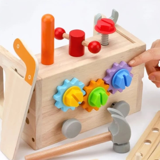 Kit de Ferramentas Montessori em Madeira com Bancada Interativa
